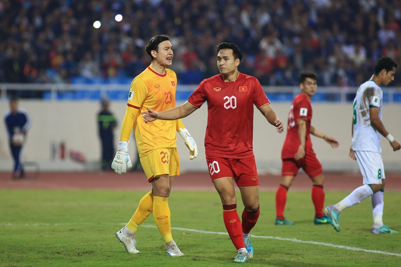 tran-dau-voi-iraq-nhat-ban-tai-asian-cup-sap