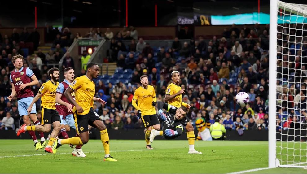 Burnley vs Wolves (01:45 &#8211; 03/04) | Xem lại trận đấu