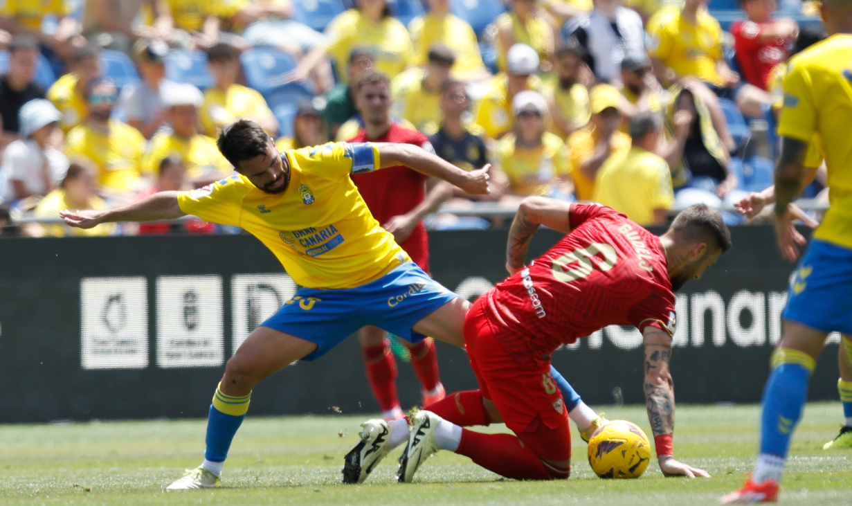 Las Palmas vs Sevilla (19:00 &#8211; 14/04) | Xem lại trận đấu