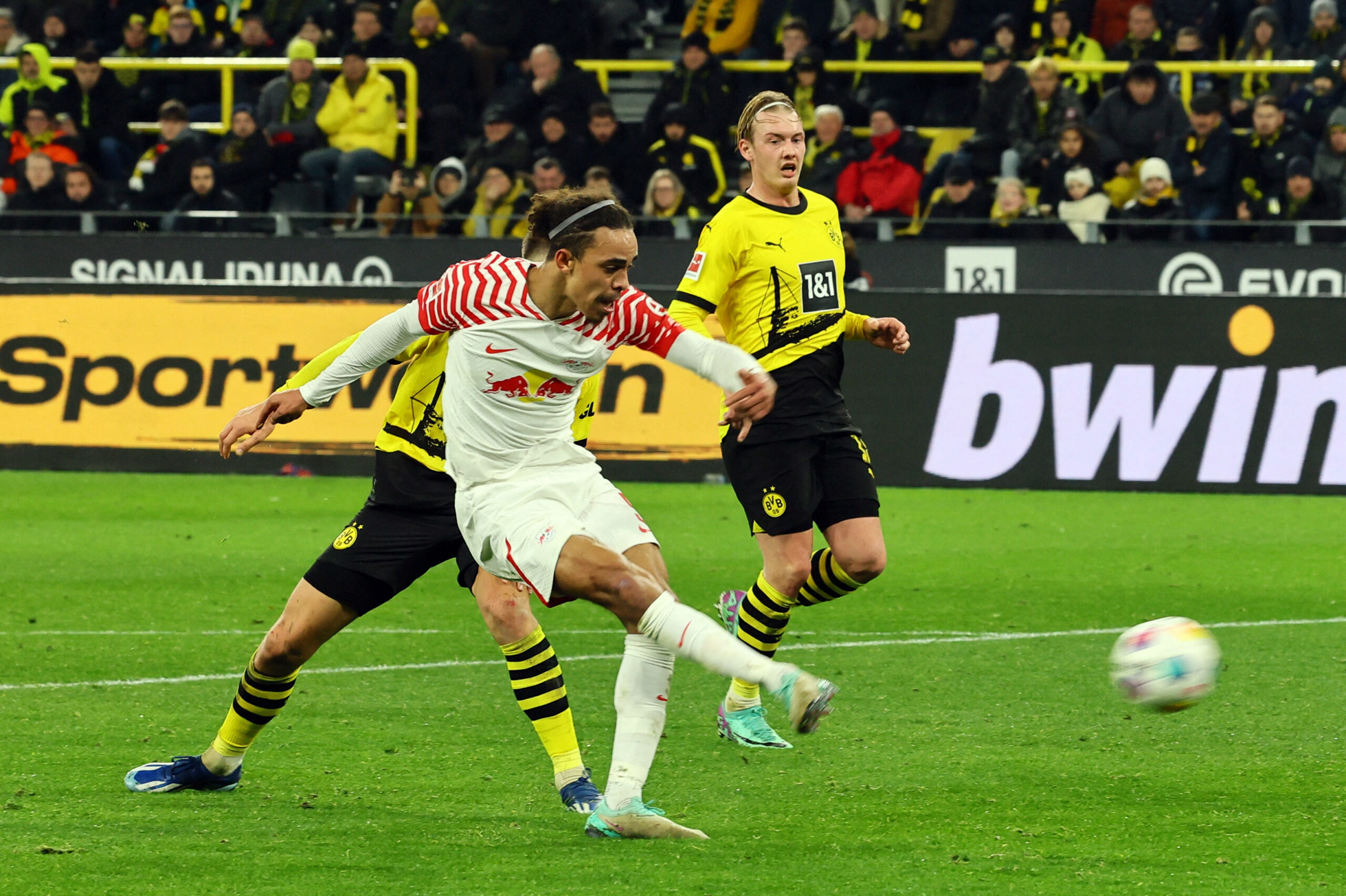 Nhận định soi kèo Dortmund vs Leipzig lúc 00h30 ngày 03/11/2024