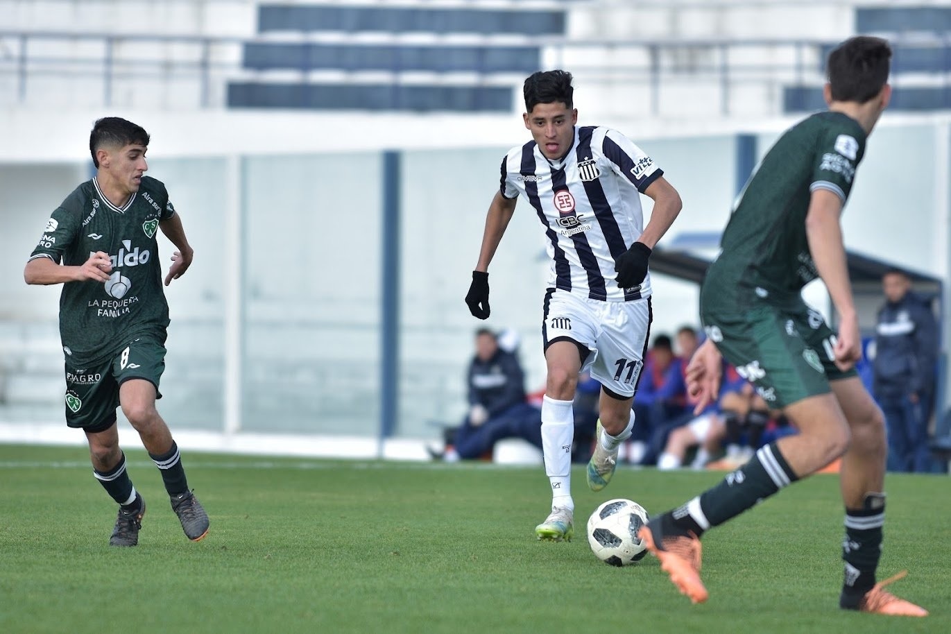 Nhận định soi kèo Talleres vs Sarmiento lúc 05h15 ngày 22/11/2024